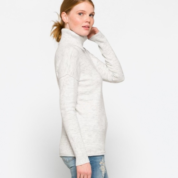 NWT Light Grey Spongey Turtleneck Sweater - Picture 3 of 8